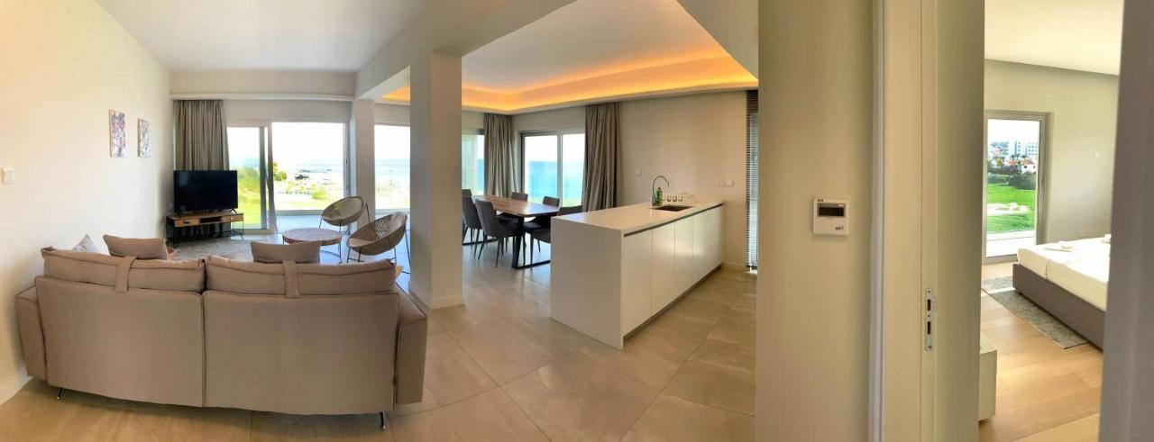 Emerald Suites Protaras Exterior photo