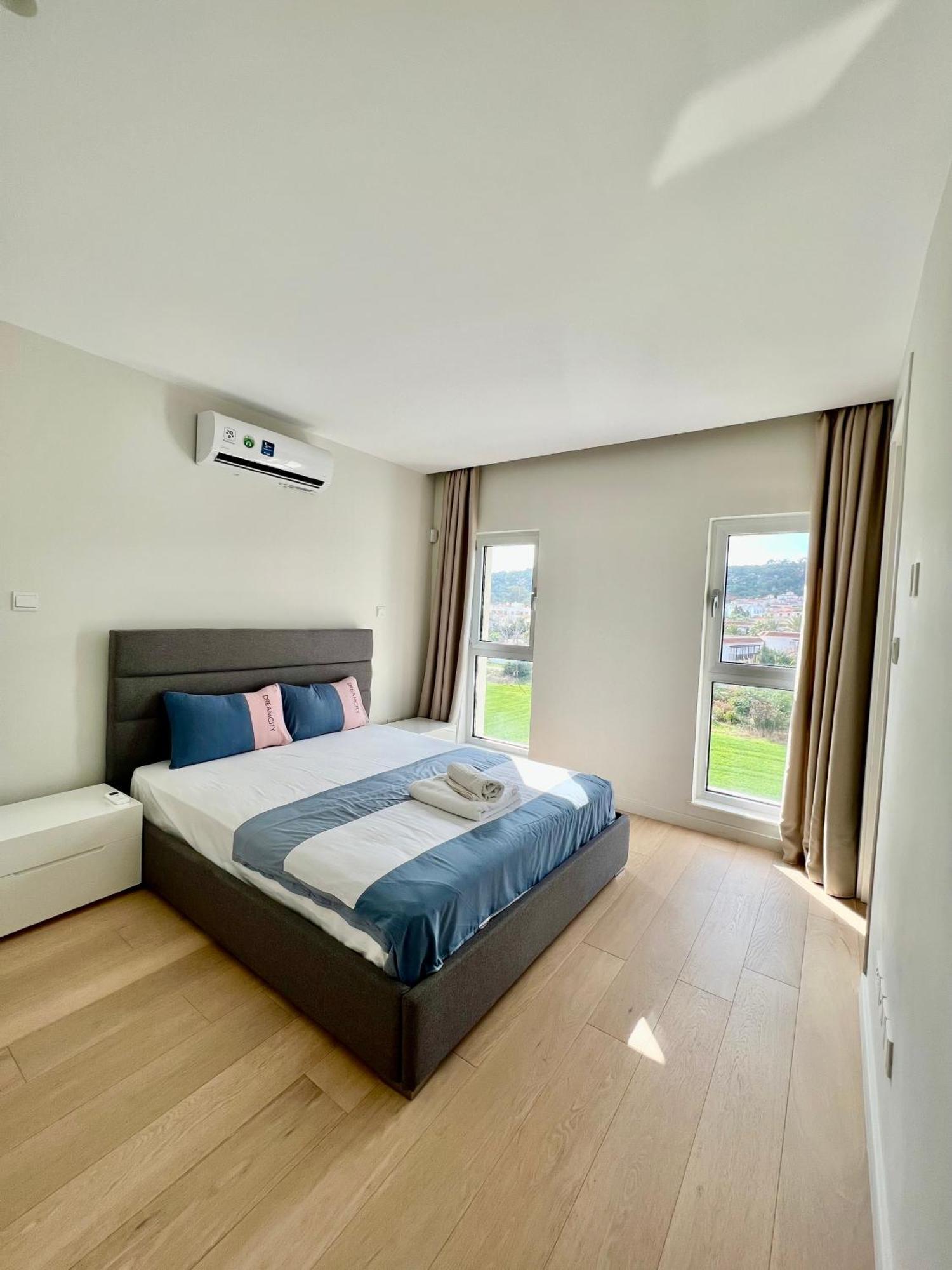 Emerald Suites Protaras Room photo